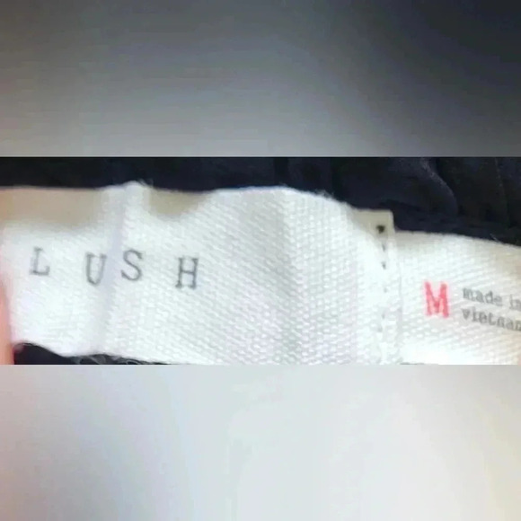 Lush Smocked Top Sheer Polkadot Puff Sleeve black womens sz Med. Crop Ruffle hem - Picture 9 of 9